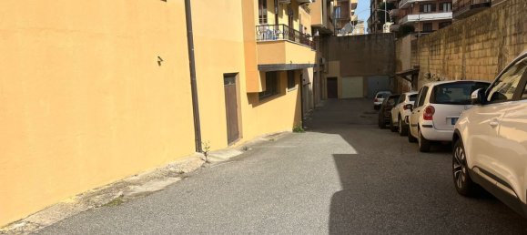 Garage à Vibo Valentia, Italy 45m² No. 116797 2