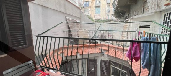 2 rooms Building in Bari, Italy No. 28945 10