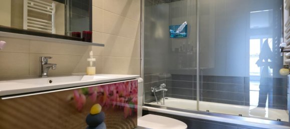 Apartamento de 3 dormitorios en Vitoria-Gasteiz, Spain No. 148147 19