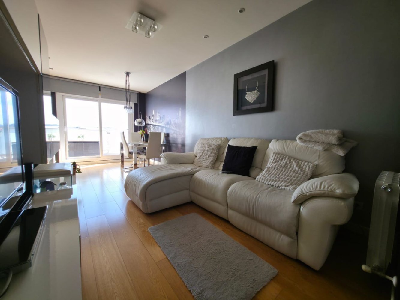 Apartamento de 3 dormitorios en Vitoria-Gasteiz, Spain No. 148147