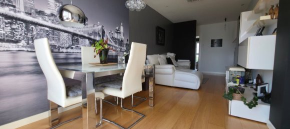 Apartamento de 3 dormitorios en Vitoria-Gasteiz, Spain No. 148147 4