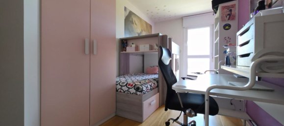 Apartamento de 3 dormitorios en Vitoria-Gasteiz, Spain No. 148147 22