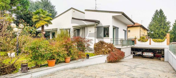 8 rooms Villa in Mozzate, Italy No. 148186 37