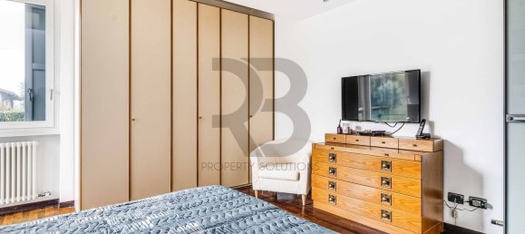 8 rooms Villa in Mozzate, Italy No. 148186 14