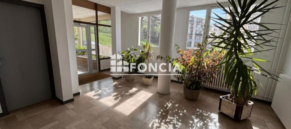 3 bedrooms Apartment in Evreux, France No. 309583 8