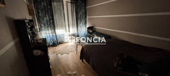 3 bedrooms Apartment in Evreux, France No. 309583 4