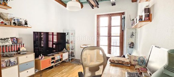 Apartamento de 2 dormitorios en Ciudad Vieja, Spain No. 153814 9