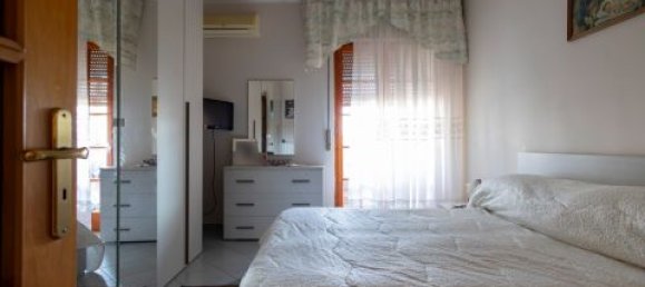 Apartamento T3 em Borgia, Italy N.º 182650 6