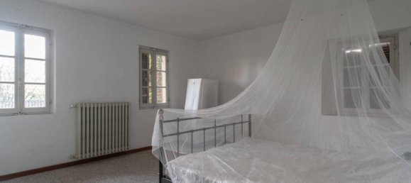 11-Zimmer Haus in Verrua Po, Italy, Nr. 83983 41
