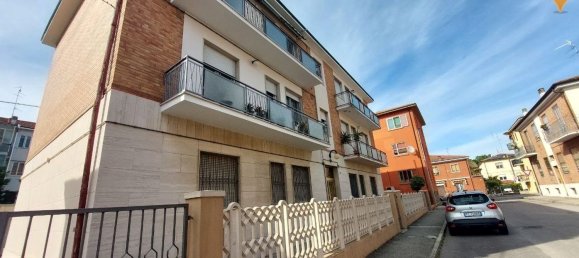 3غرفة شقة في Ferrara, Italy رقم 227057 33