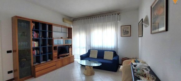 3غرفة شقة في Ferrara, Italy رقم 227057 11