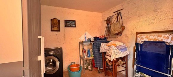 2 bedrooms House in Gualdo Tadino, Italy No. 301044 4