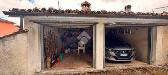 2 bedrooms House in Gualdo Tadino, Italy No. 301044 6