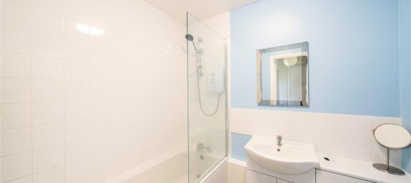 1 bedroom Apartment in London, United Kingdom No. 12970 4