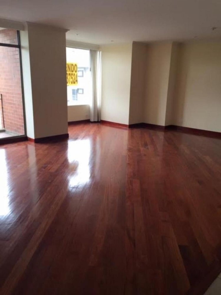 3 bedrooms House in Bogota, Colombia No. 13370