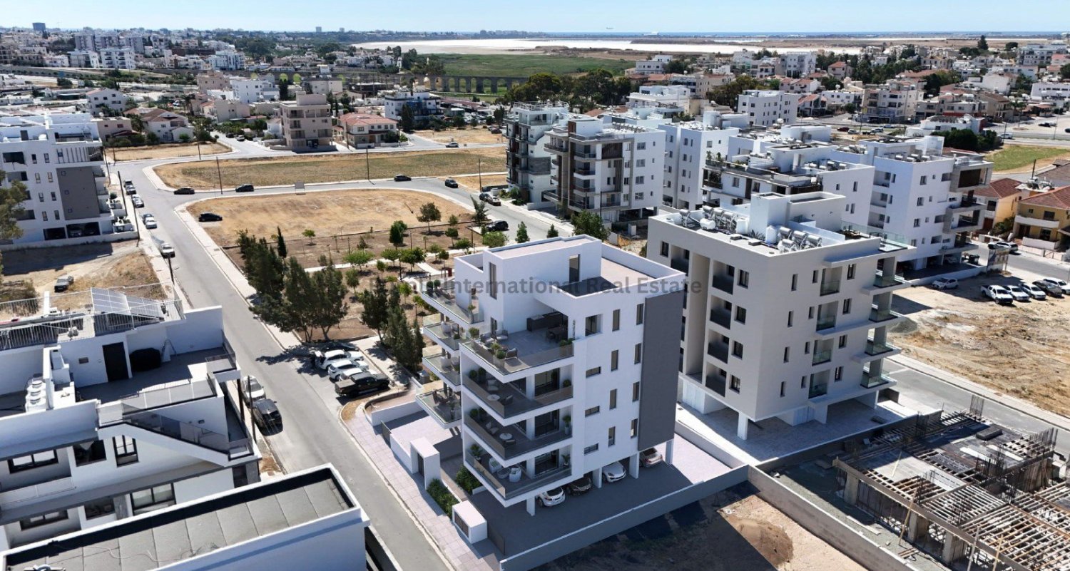 Apartamento de 3 dormitorios en Larnaka, Cyprus No. 172987
