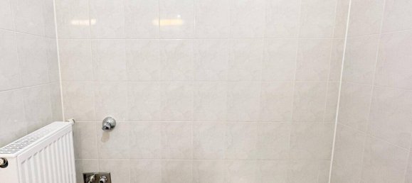 2 rooms Apartment in Hernals, Austria No. 185595 10