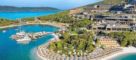 6330m² Commercial property in Bodrum, Turkey No. 28791 2