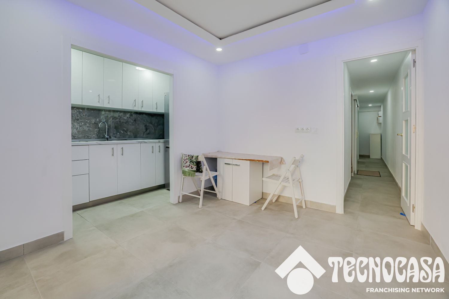 3 bedrooms Apartment in Santa Coloma de Gramenet, Spain No. 168020