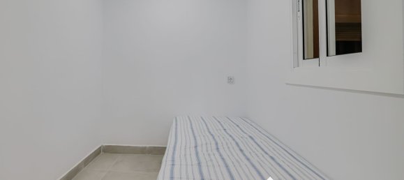 3 bedrooms Apartment in Santa Coloma de Gramenet, Spain No. 168020 31