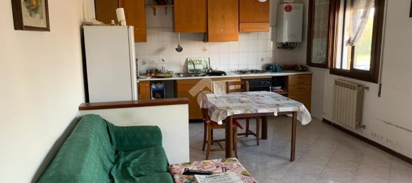 3 rooms Apartment in Curtarolo, Italy No. 156858 2