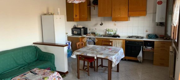 3 rooms Apartment in Curtarolo, Italy No. 156858 3