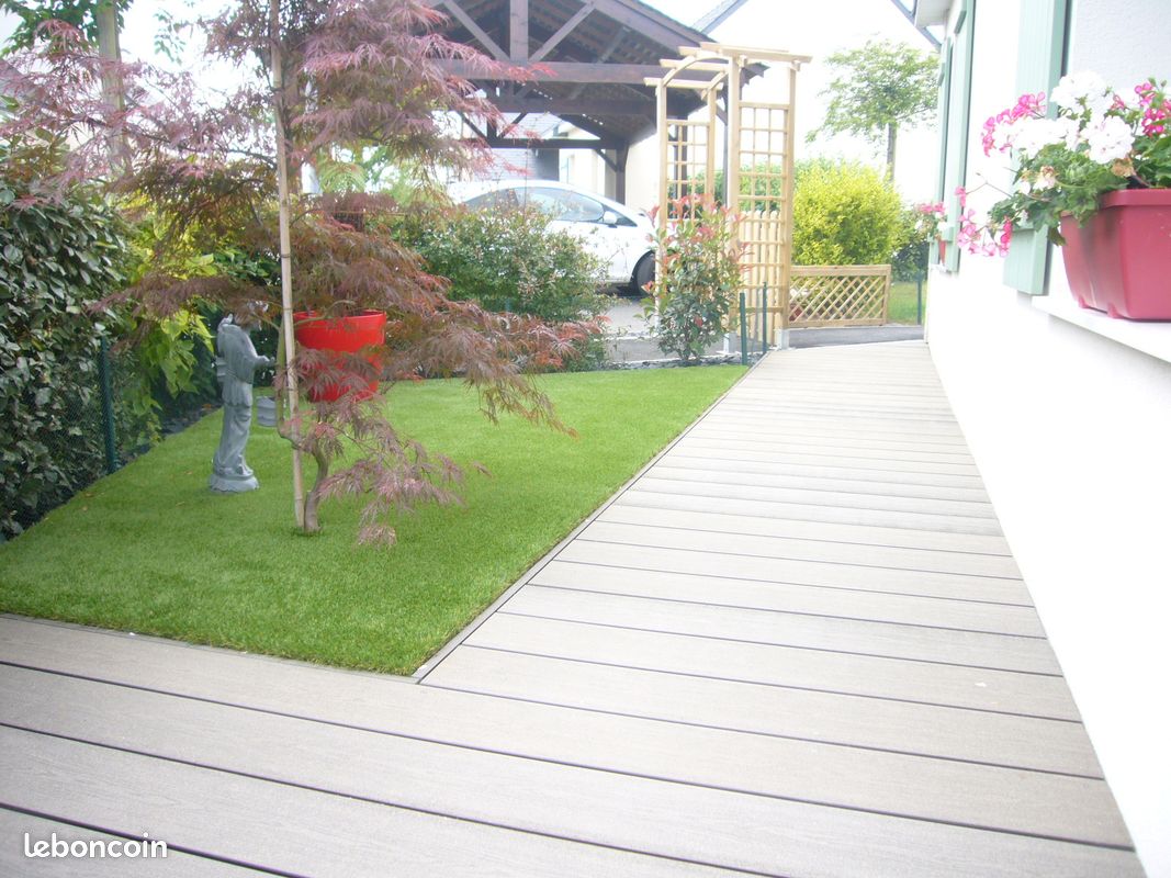 3 bedrooms House in Vannes, France No. 192923