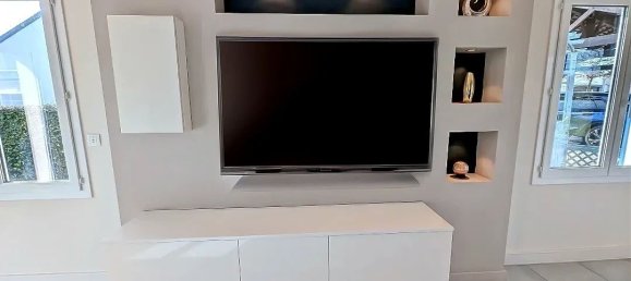 3 bedrooms House in Vannes, France No. 192923 3