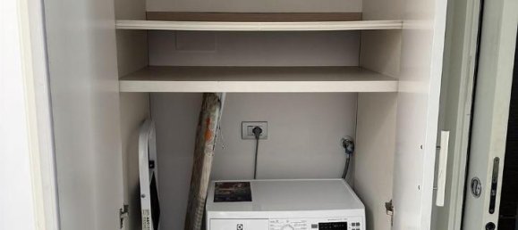 2غرفة شقة في Monza, Italy رقم 29044 7