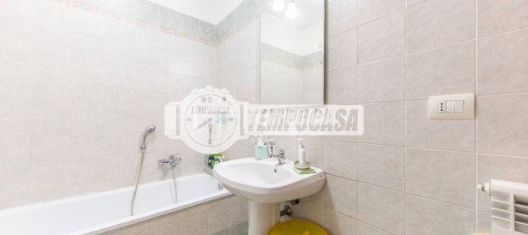 Apartamento de 2 dormitorios en Fiumicino, Italy No. 349940 11