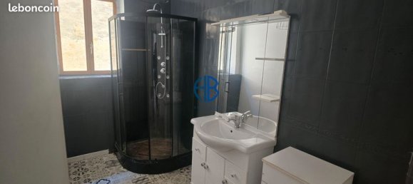 3 bedrooms House in Yonne, France No. 353304 9