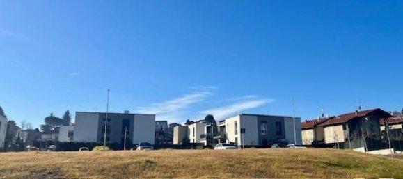 Квартира с 3 комнатами в Анцано дель Парко, Италия № 15289 14