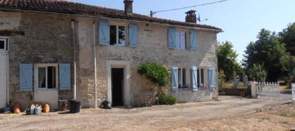 4 bedrooms Castles in Charente, France No. 308515 2