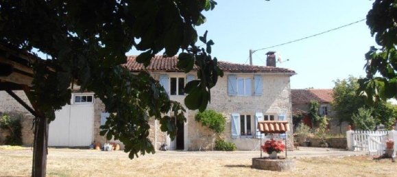 4 bedrooms Castles in Charente, France No. 308515 3