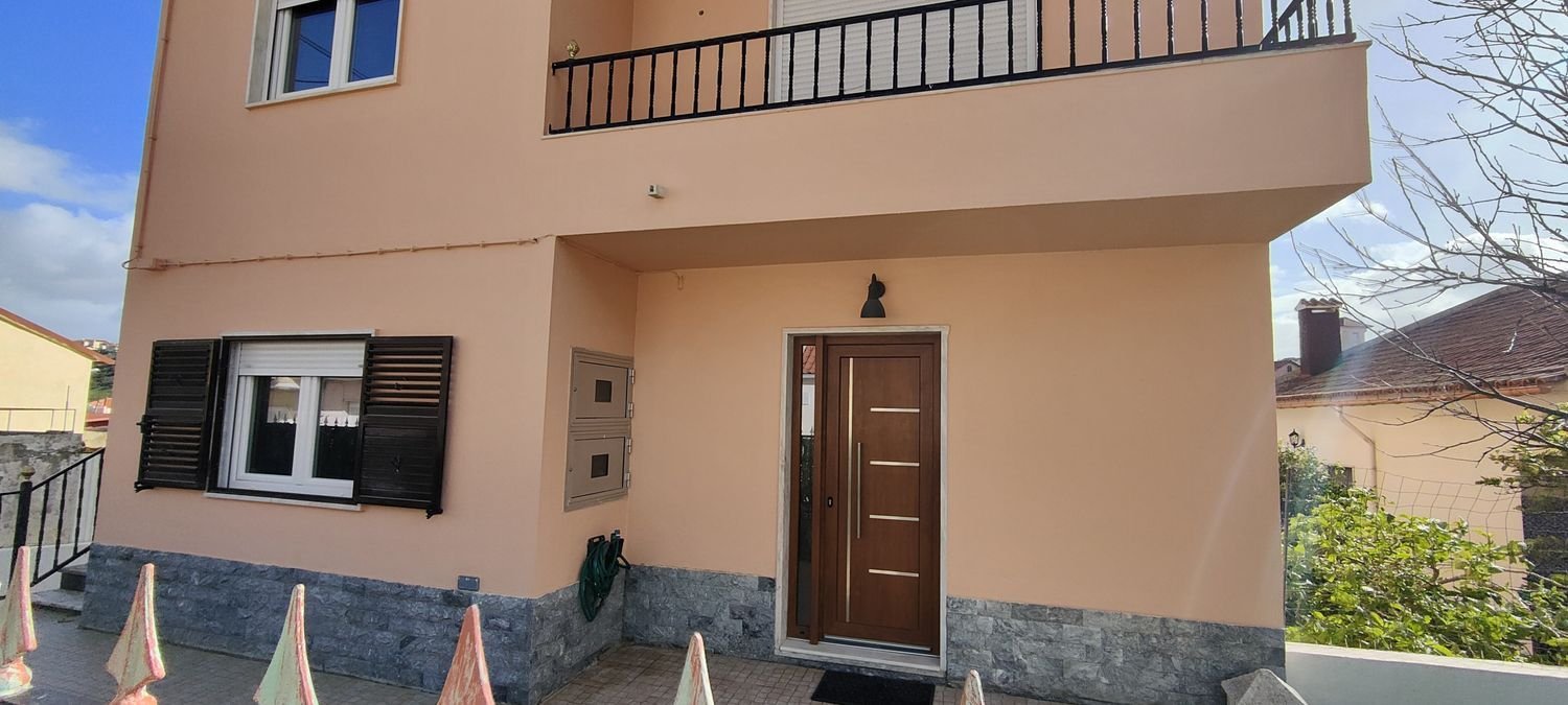 Дом с 8 спальнями в Одивелаш, Португалия № 190015