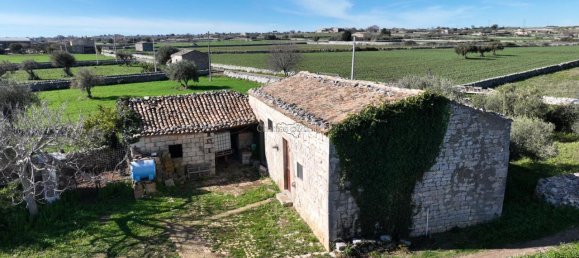 Casa de 3 habitaciónes en Modica, Italy No. 237731 7