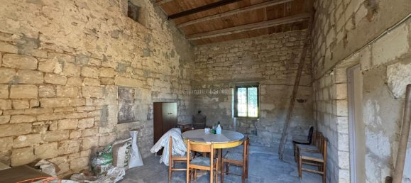 Casa de 3 habitaciónes en Modica, Italy No. 237731 27