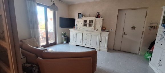 Apartamento de 3 habitaciónes en Giugliano in Campania, Italy No. 261118 10