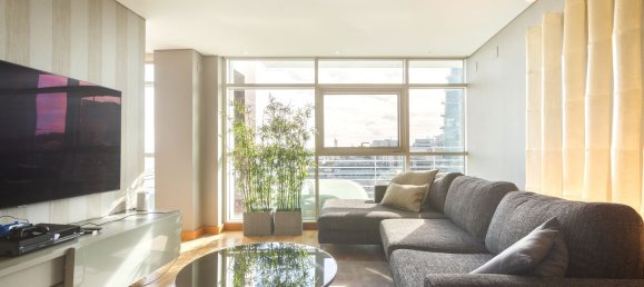 Дуплекс с 3 спальнями в Лиссабон, Португалия № 136809 2