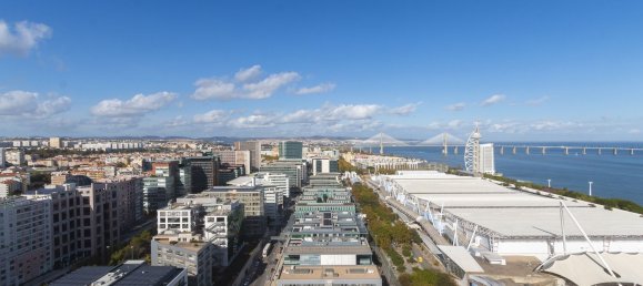 Дуплекс с 3 спальнями в Лиссабон, Португалия № 136809 32