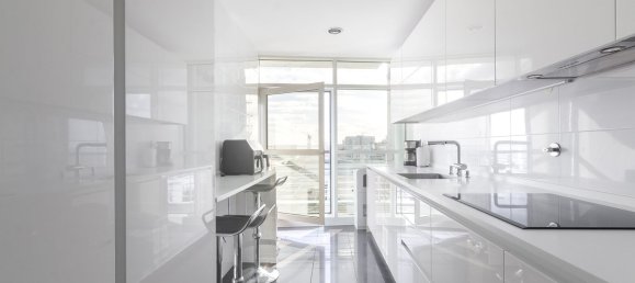 Дуплекс с 3 спальнями в Лиссабон, Португалия № 136809 13