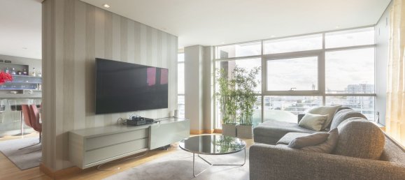 Дуплекс с 3 спальнями в Лиссабон, Португалия № 136809 5