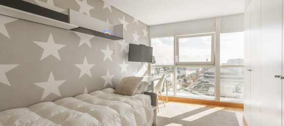 Дуплекс с 3 спальнями в Лиссабон, Португалия № 136809 27