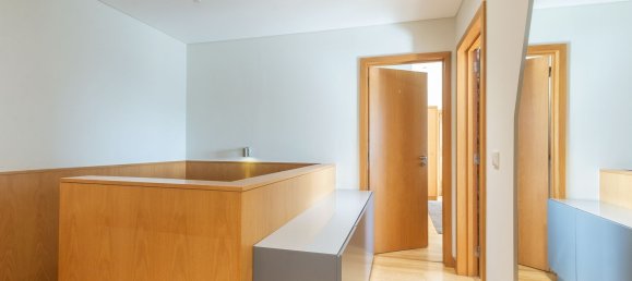 Дуплекс с 3 спальнями в Лиссабон, Португалия № 136809 17