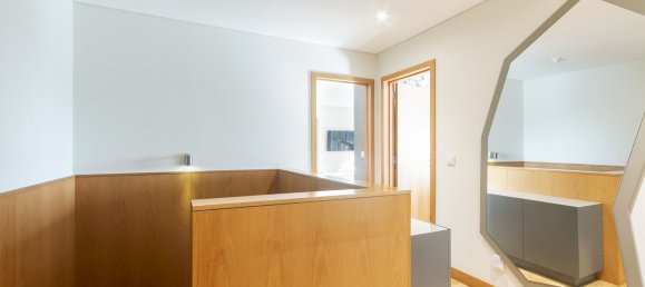 Дуплекс с 3 спальнями в Лиссабон, Португалия № 136809 18