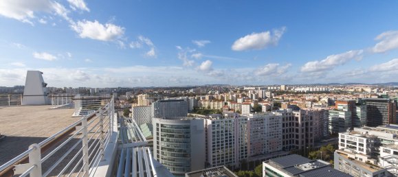 Дуплекс с 3 спальнями в Лиссабон, Португалия № 136809 36