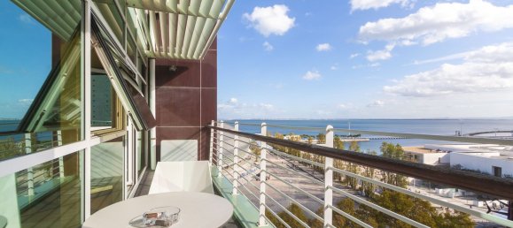 Дуплекс с 3 спальнями в Лиссабон, Португалия № 136809 3