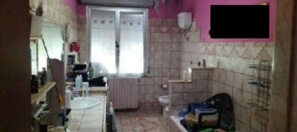 4 rooms Apartment in Piombino, Italy No. 300871 8