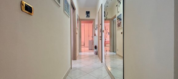 2-Zimmer Wohnung in Bollate, Italy, Nr. 127967 10