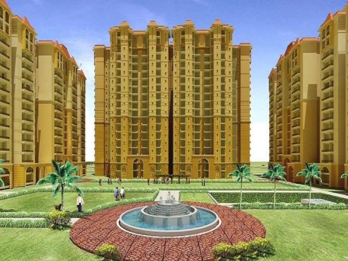 4 bedrooms House in Noida, India No. 67550